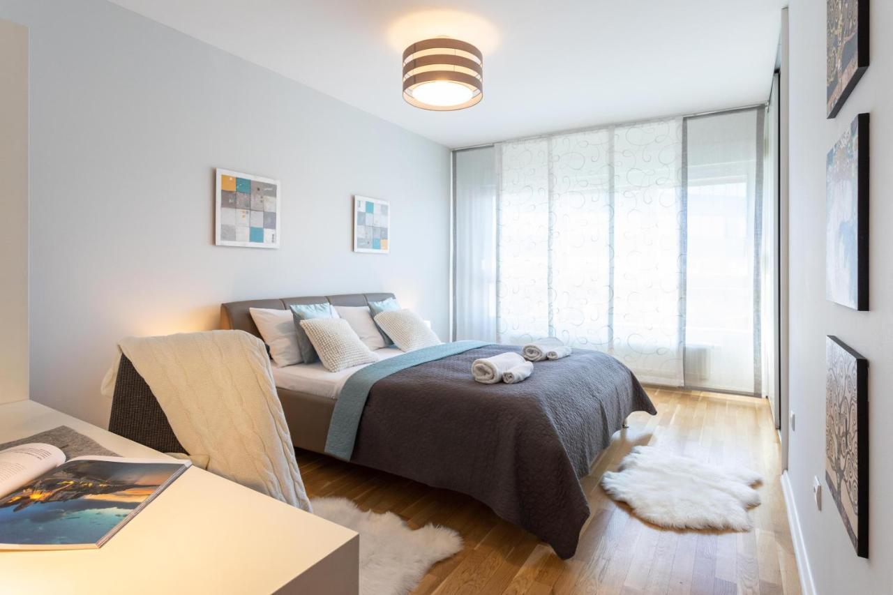 Spacious Apartment In Radnicka Business Zone - Free Parking Zagreb Bagian luar foto