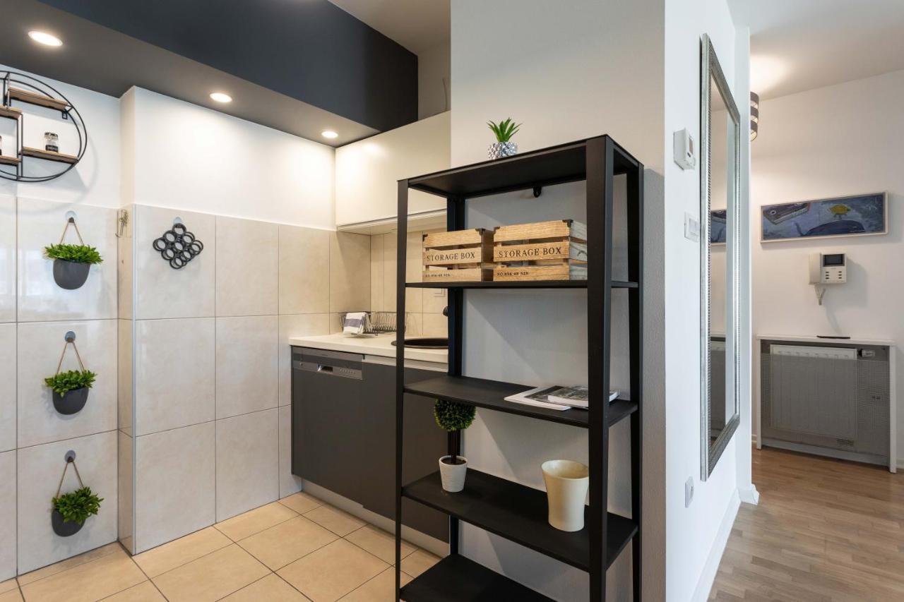 Spacious Apartment In Radnicka Business Zone - Free Parking Zagreb Bagian luar foto